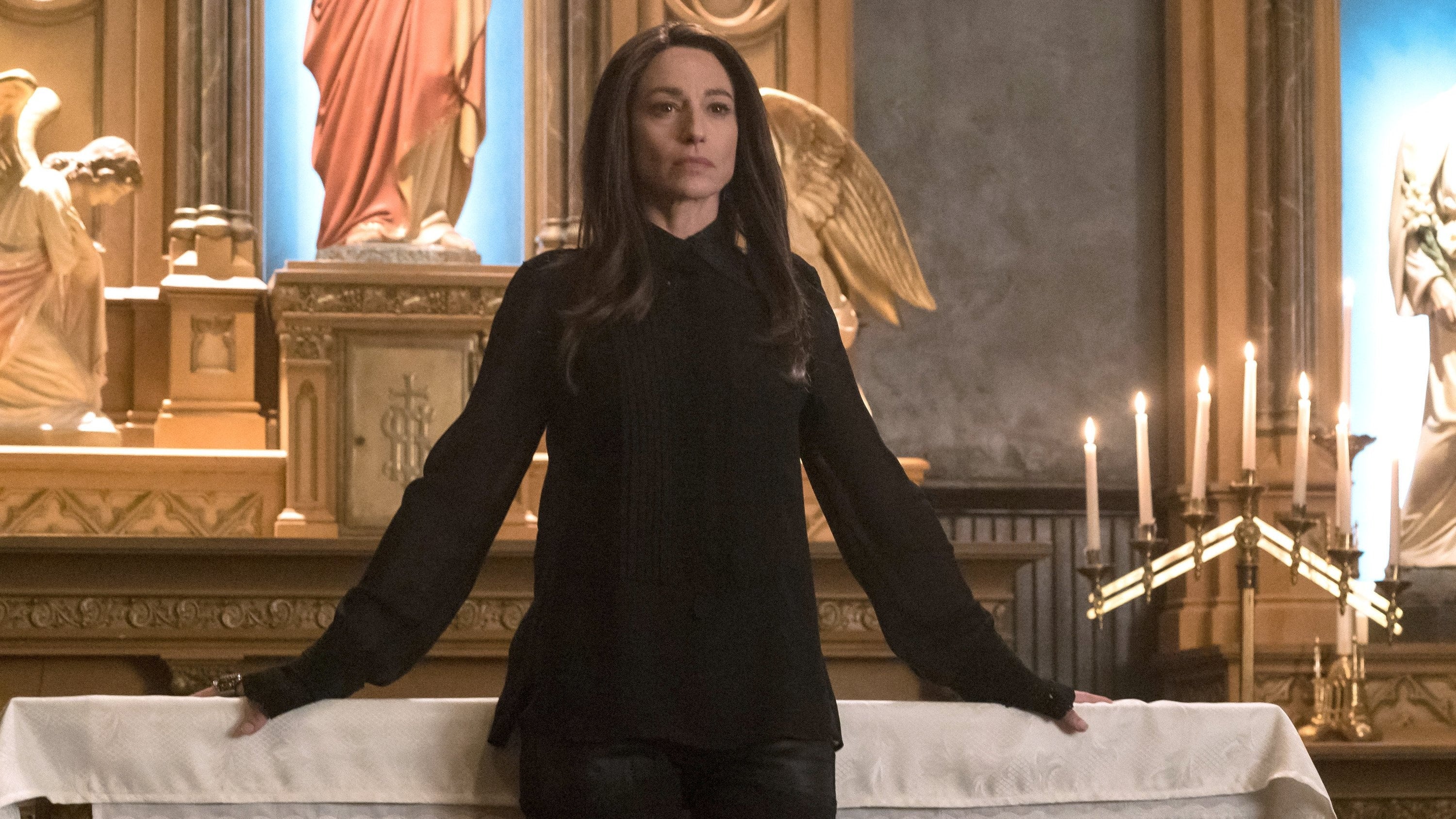 La noche tiene mil ojos