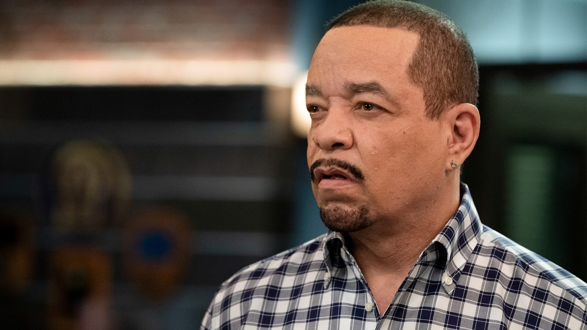 El largo brazo del testigo