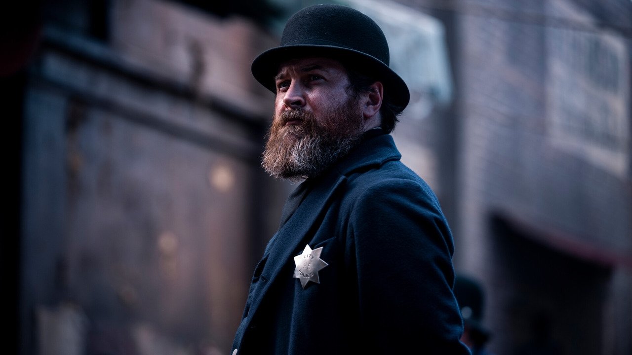 Todos los enemigos, extranjeros o internos